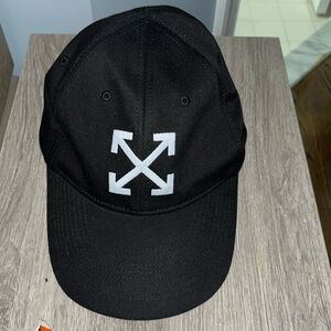 Off white unisex baseball cap